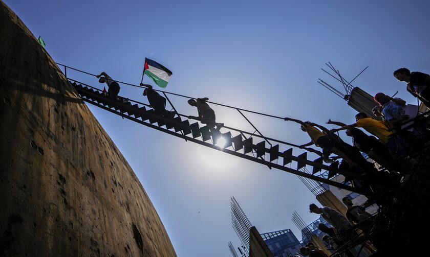 Το Ισραήλ «κόβει κάθε επαφή» με τον παλαιστινιακό θύλακα – Στέλνει πίσω όλους τους εργαζόμενους από τη Γάζα