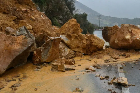 Κατολισθήσεις στα Ιωάννινα λόγω της κακοκαιρίας «Π» – Πώς θα εξελιχθεί σήμερα