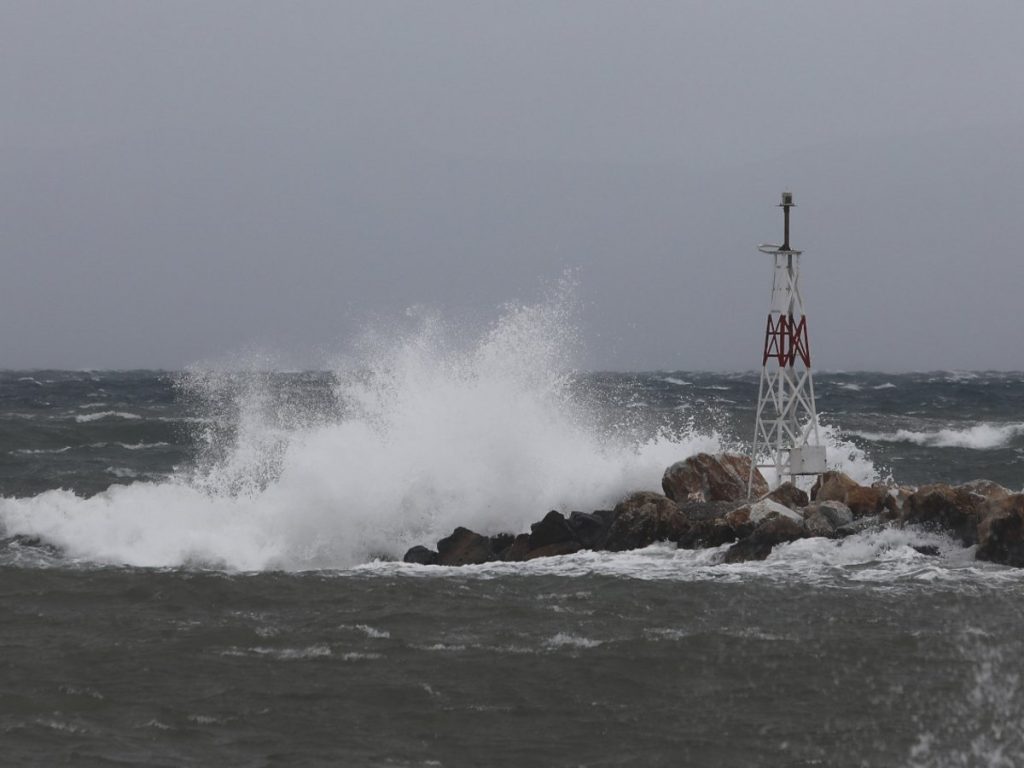 Φθιώτιδα: Φορτηγό πλοίο προσάραξε στον κόλπο Λάρυμνας – Δεν έχει ζητήσει βοήθεια ο καπετάνιος
