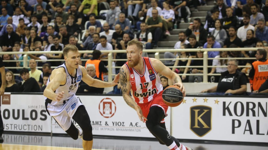 Basket League: O Ολυμπιακός πέρασε αλώβητος από τη Θεσσαλονίκη επικρατώντας του ΠΑΟΚ με 77-63