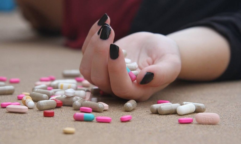 Πάτρα: Φοιτήτρια αποπειράθηκε να αυτοκτονήσει με χάπια