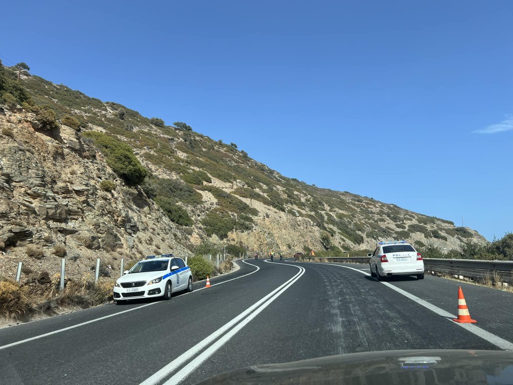 Τροχαίο δυστύχημα στον ΒΟΑΚ: Συγκρούστηκαν μηχανές και «εκτινάχθηκαν» οι οδηγοί – Ένας νεκρός