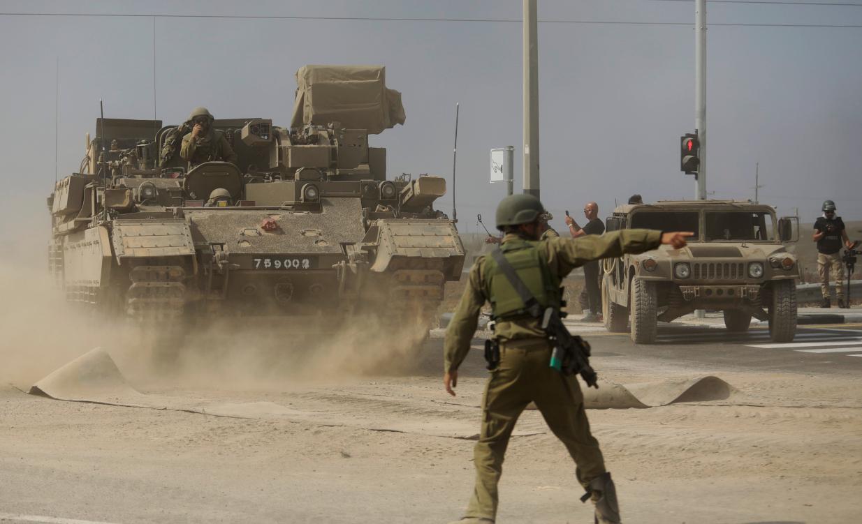 Ισραηλινός Στρατός: «Θα μπούμε στο κέντρο της Γάζας τις επόμενες 48 ώρες» (βίντεο)