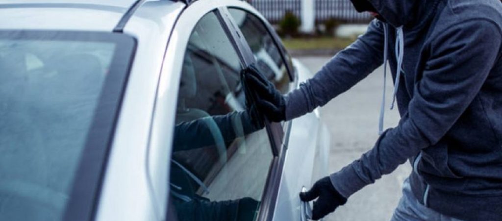 Στυλίδα: Άνδρας έμεινε από βενζίνη με το όχημα που είχε κλέψει νωρίτερα