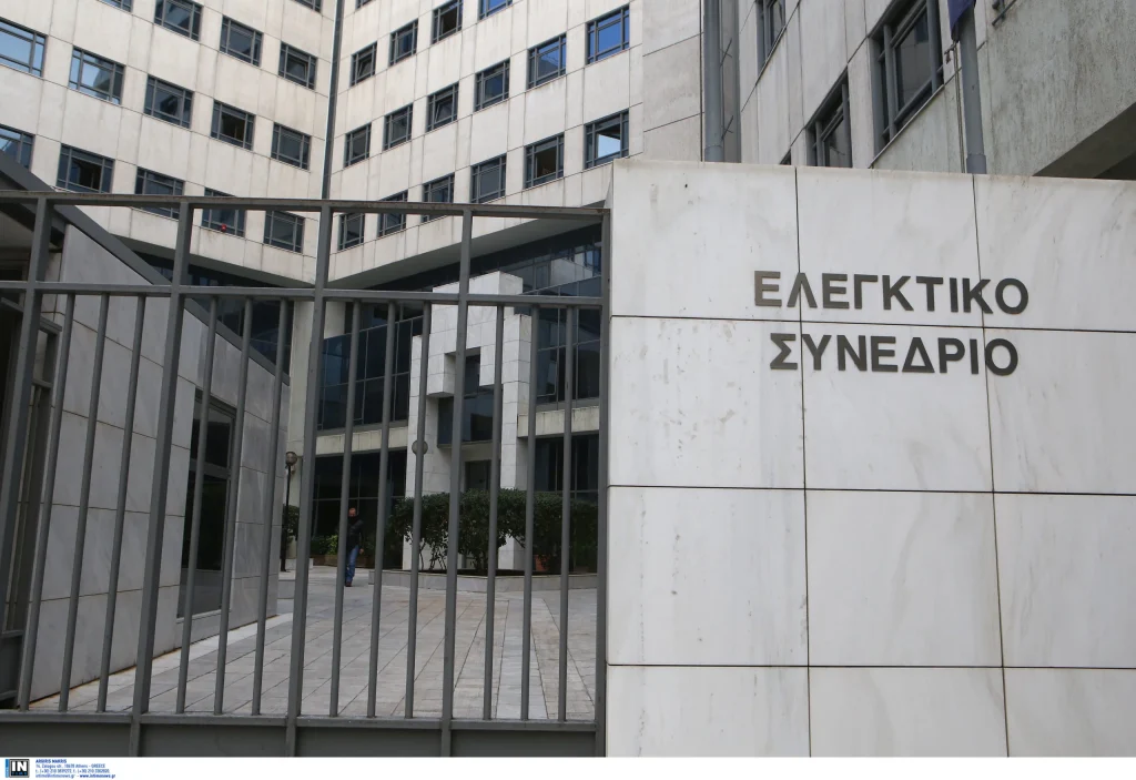 Ελεγκτικό Συνέδριο: Αποκαλυπτικά στοιχεία για τις απευθείας αναθέσεις – Άγγιξαν τα 4,5 δισ. ευρώ μέσα σε δύο χρόνια