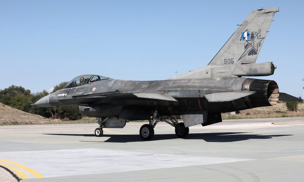 Η απάντηση του Ν.Δένδια για την επίστρωση των ελληνικών F-16 Viper με την ειδική βαφή Have Glass