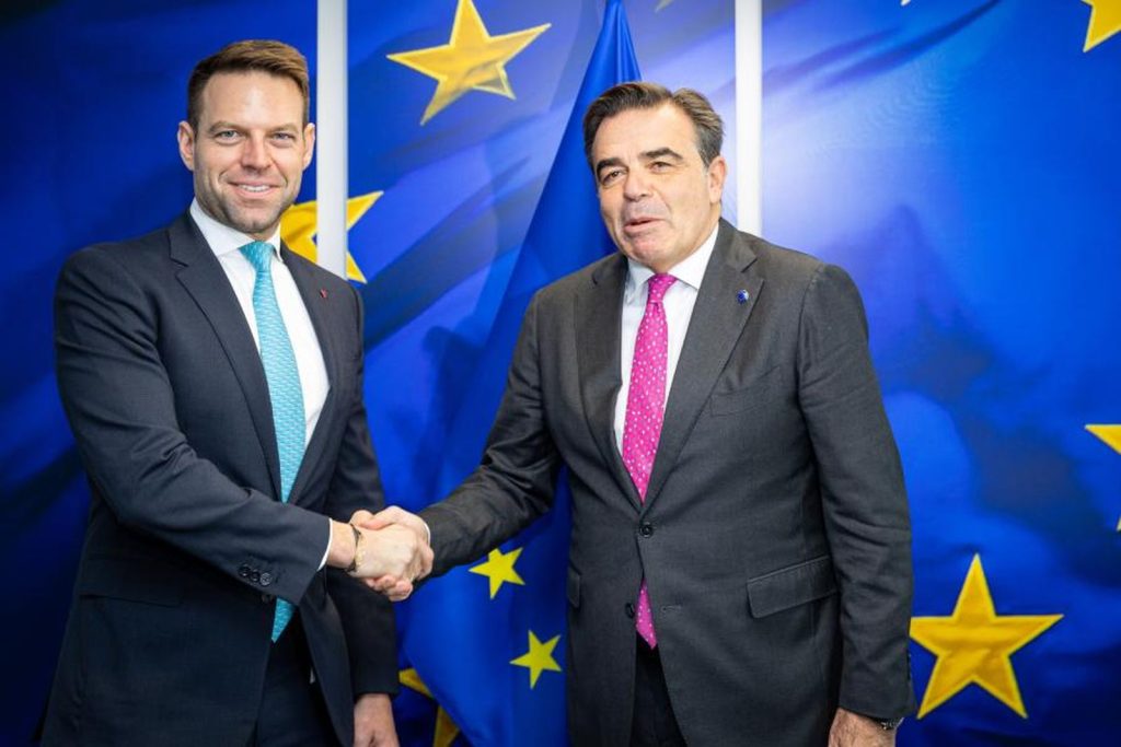 Ο Μ.Σχοινάς επιβεβαίωσε στον Σ.Κασσελάκη την μετατροπή της Ελλάδας σε χώρο υποδοχής Παλαιστινίων – Τι του ζητήθηκε