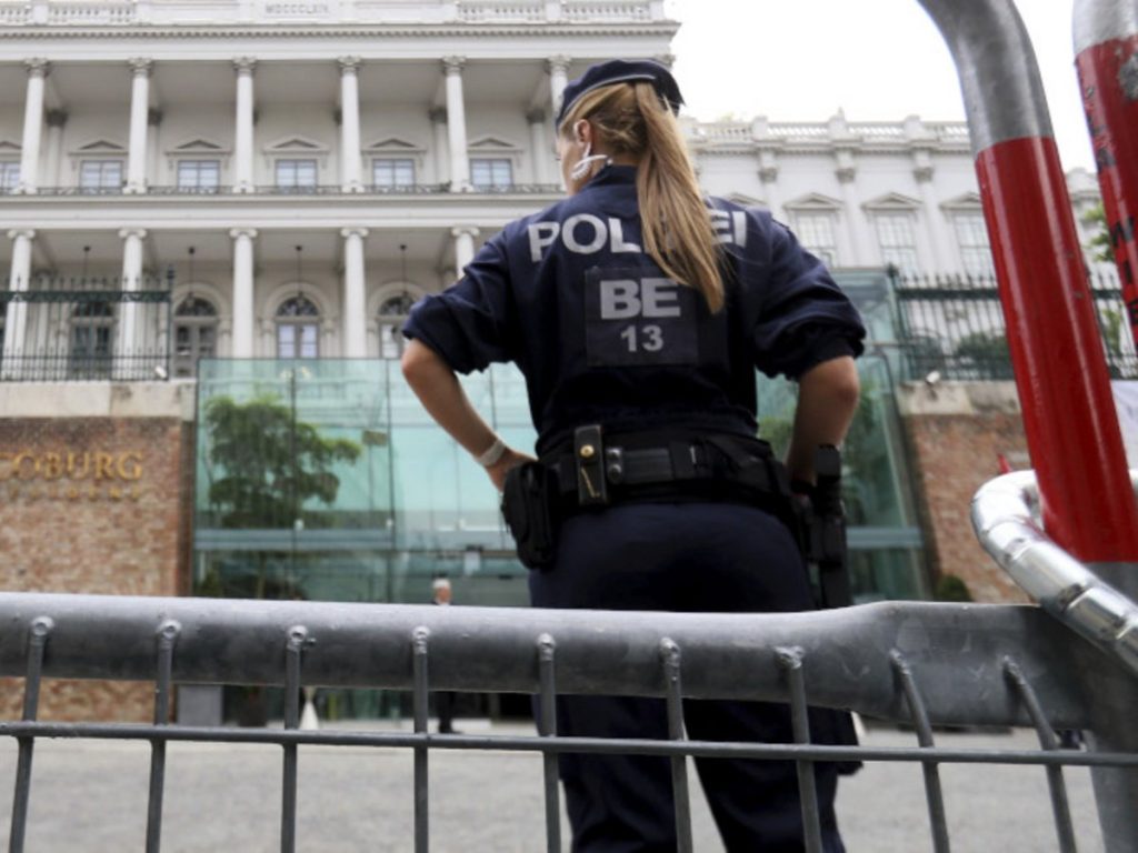 Βιέννη: Απειλές για βόμβες σε σχολεία – Επιχείρηση από την αστυνομία για την εκκένωσή τους