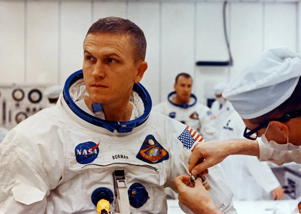 NASA: «Έφυγε» από τη ζωή ο αστροναύτης του Apollo 8 Φρανκ Μπόρμαν