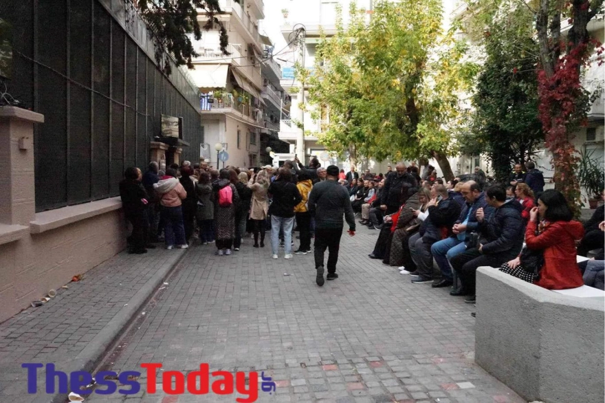 Θεσσαλονίκη: Eκατοντάδες Τούρκοι στο σπίτι που έζησε ο Κεμάλ Ατατούρκ (φωτο)