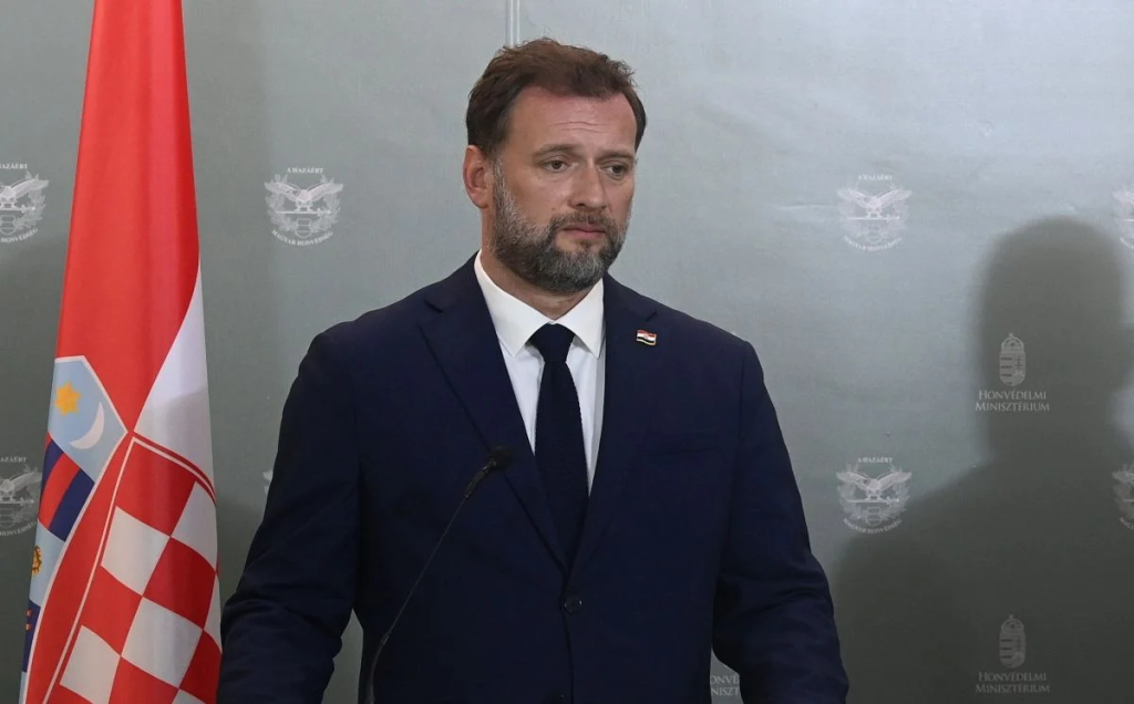 Κροατία: Αποπέμφθηκε από τα καθήκοντά του ο υπουργός Άμυνας – Ενεπλάκη σε θανατηφόρο τροχαίο