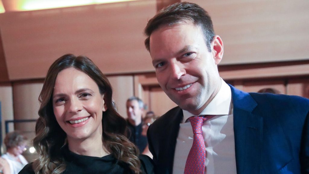 Σ.Κασσελάκης για τηλεφώνημα στην Έ.Αχτσιόγλου: «Υπάρχει κλήση στις 11:32. Μπορεί να μην το άκουσε» – Διαψεύδει η Έ.Αχτσιόγλου