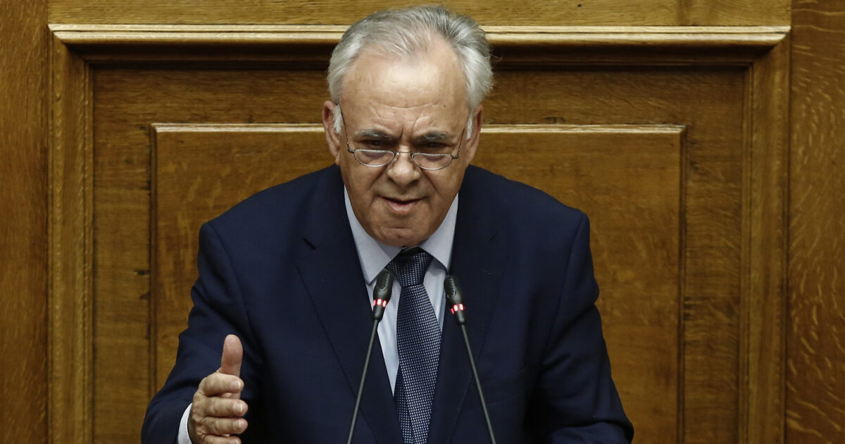 Γ.Δραγασάκης: «Ο Στέφανος Κασσελάκης αγνοεί βασικές αρχές της δημοκρατίας – Προσβολή η ομιλία του»