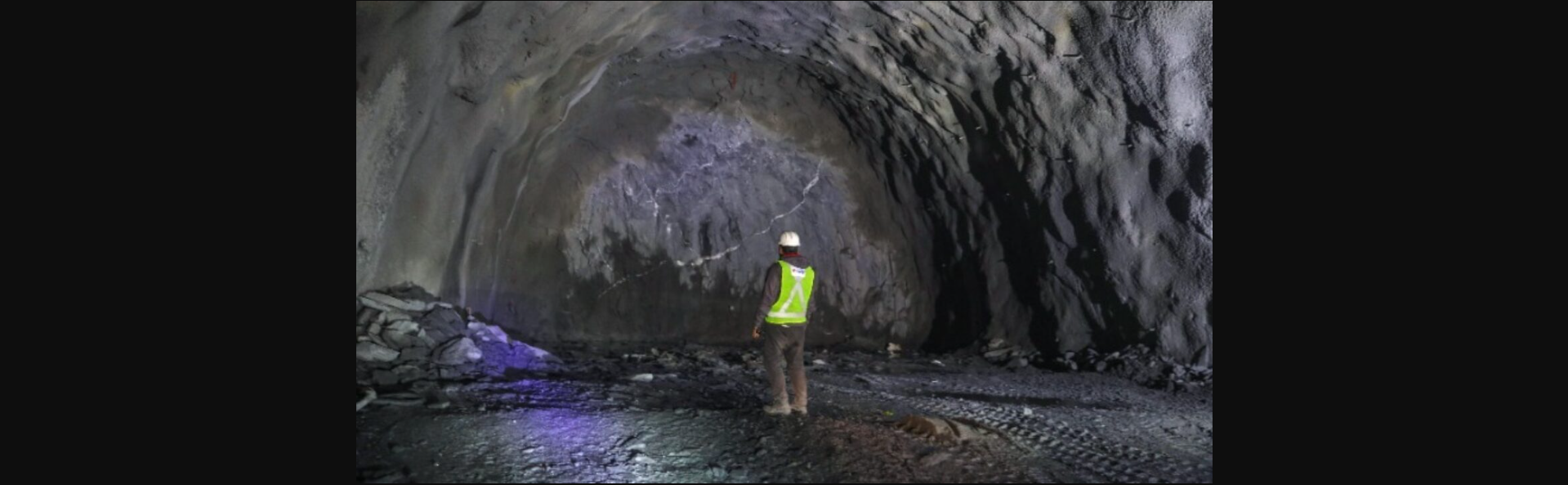 Ινδία: 40 εργάτες έχουν παγιδευτεί από κατάρρευση σήραγγας