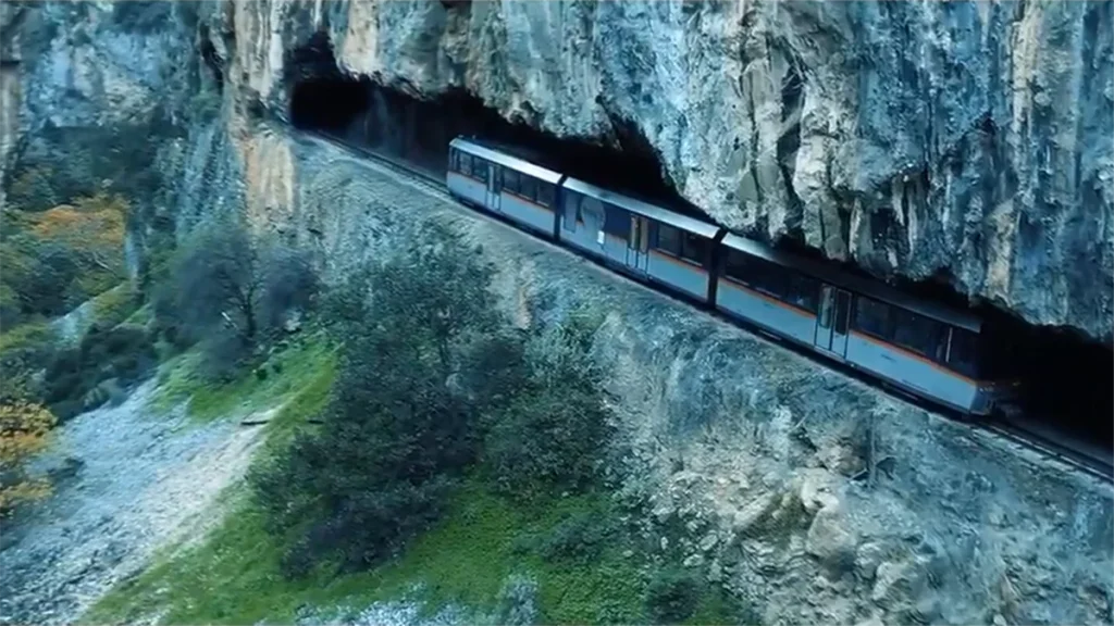 Καλάβρυτα: Έκλεισε ο Οδοντωτός λόγω κατολισθήσεων