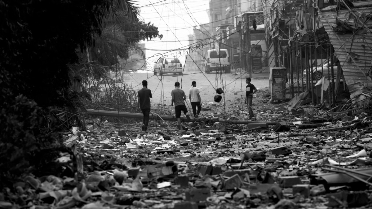 Γάζα – Διευθυντής νοσοκομείου αλ-Σίφα: «Τουλάχιστον 179 πτώματα ενταφιάστηκαν σήμερα σε ομαδικούς τάφους»