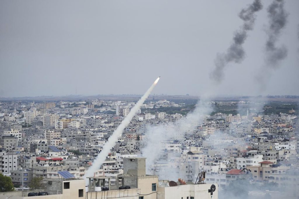 Επίθεση με ρουκέτες στο Τελ Αβίβ από τη Χαμάς – Δύο τραυματίες (βίντεο)
