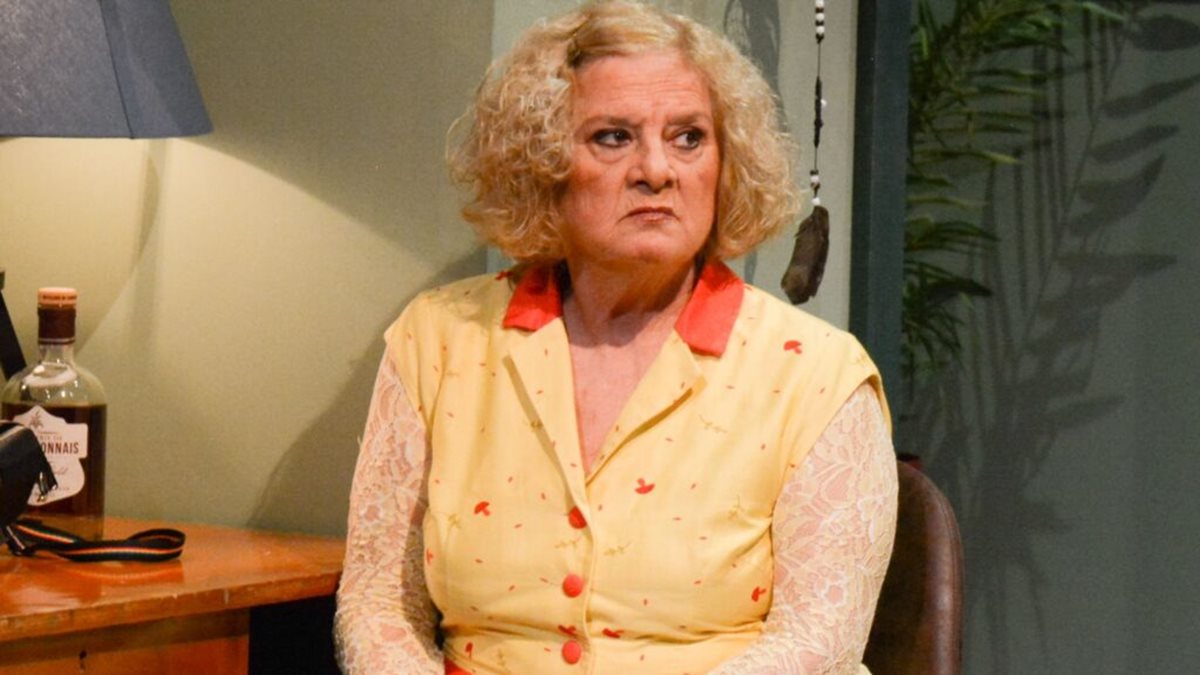 Π.Πιτσούλη: «Στους ανθρώπους με παραπάνω κιλά με ενοχλεί να βάζουν κοντά μπλουζάκια – Πονάνε τα μάτια μου»