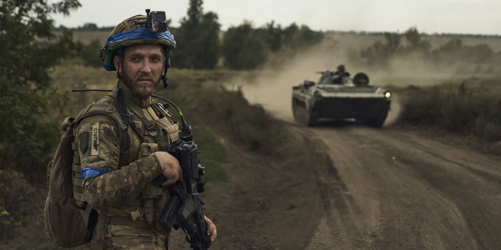 Ευθεία αμφισβήτηση του Β.Ζαλούσνι από Ουκρανό στρατηγό: «Έστειλε τον στρατό πάνω στα ρωσικά ναρκοπέδια – Είναι αυτό ιδιοφυΐα;»