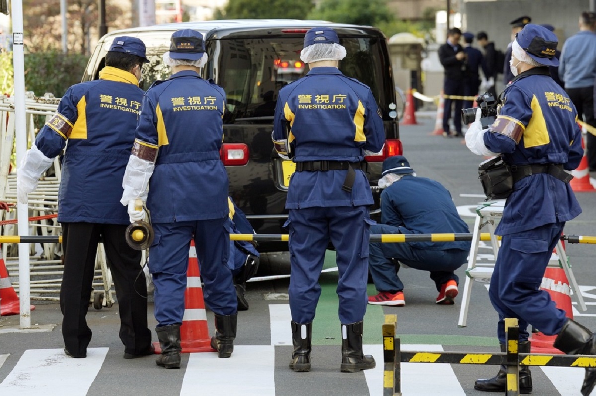 Ιαπωνία: Τραυματίστηκε ένας αστυνομικός όταν όχημα έπεσε πάνω σε μπάρα κοντά στην πρεσβεία του Ισραήλ στο Τόκιο