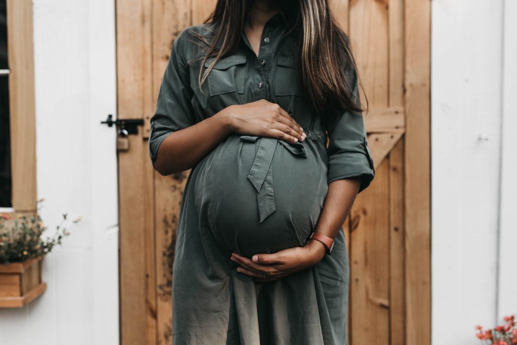 Το μητρικό στρες στην εγκυμοσύνη συνδέεται με προβλήματα συμπεριφοράς των παιδιών