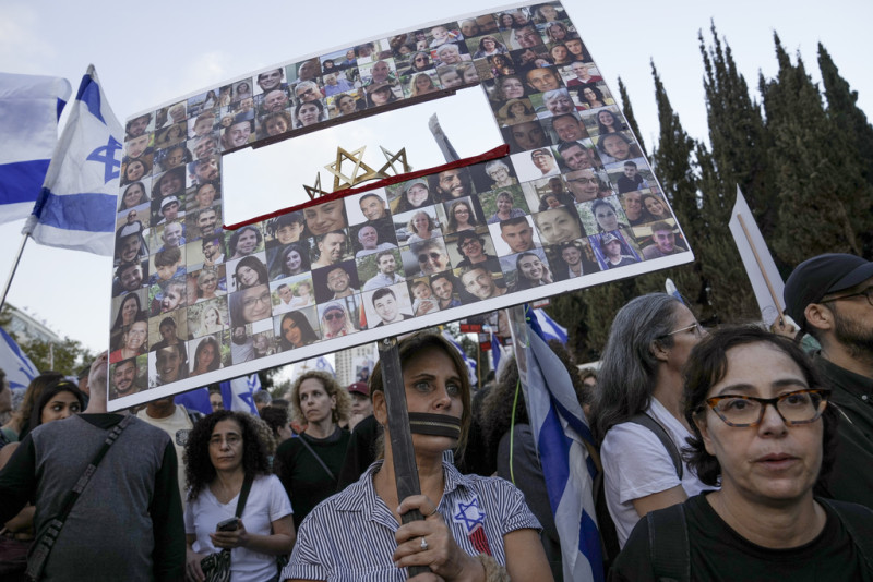 Ισραήλ: Έφτασαν στην Ιερουσαλήμ οι συγγενείς των θυμάτων ύστερα από πορεία 5 ημερών (φώτο-βίντεο)