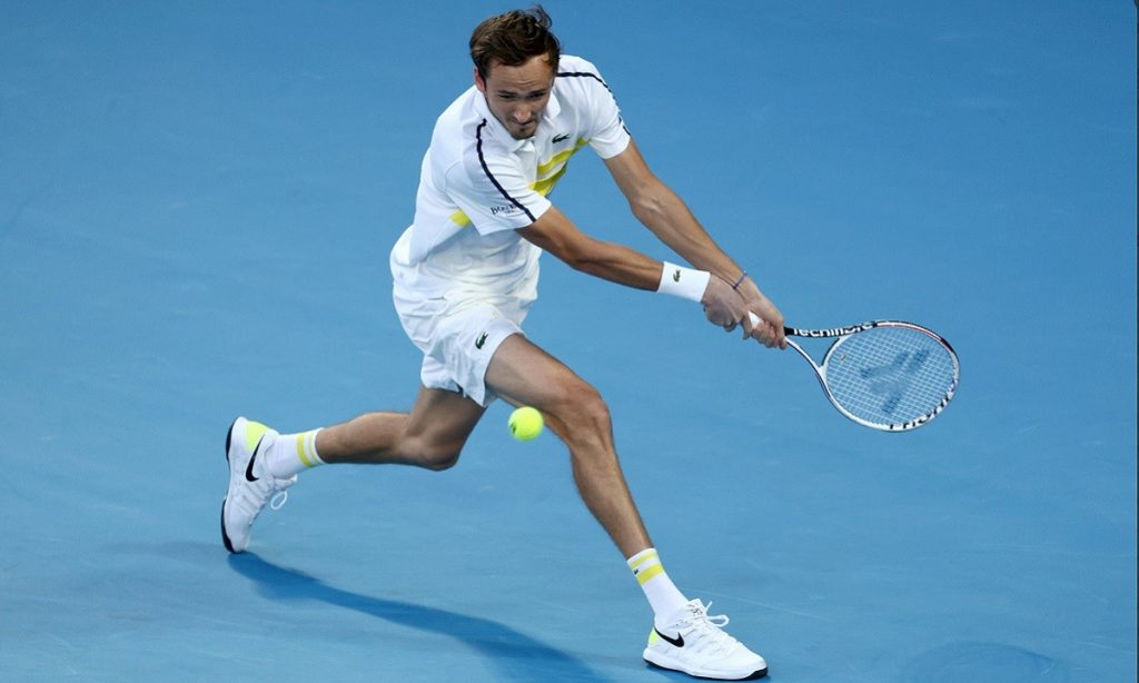 Σίνερ – Μεντβέντεφ 2-1: Εκτός τελικού στο ATP Finals ο Ρώσος τενίστας
