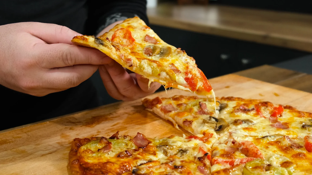 Έχεις αναρωτηθεί ποτέ; – Πόση πίτσα τρώει ο μέσος άνθρωπος μέσα σε έναν χρόνο;