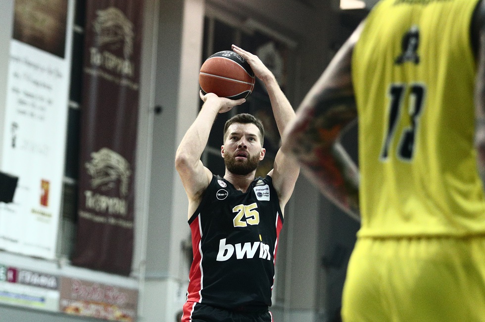 Basket League: Ο Ολυμπιακός πήρε τη νίκη από το Μαρούσι με 111-83