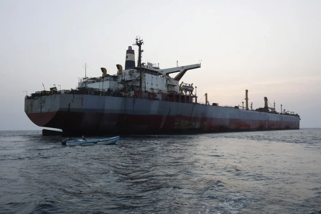 Μαύρη Θάλασσα: Αγνοείται τουρκικό πλοίο με 12 μέλη πληρώματος