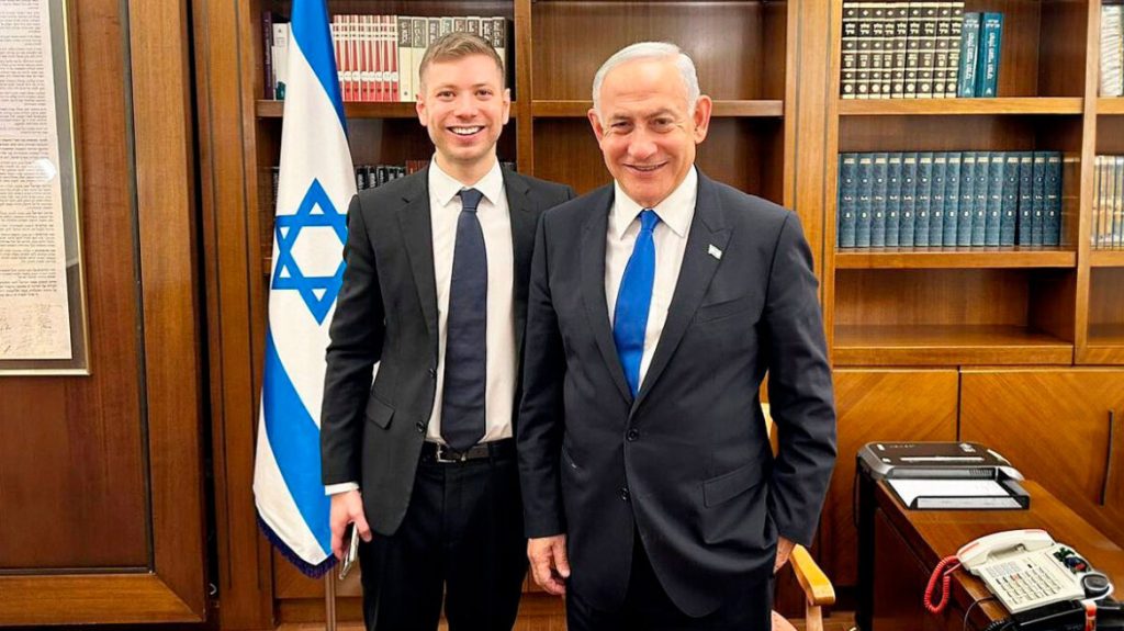 «Ενοχλημένο» το Ισραήλ με τον γιο του Μ.Νετανιάχου που επικρίνει IDF και Ανώτατο Δικαστήριο