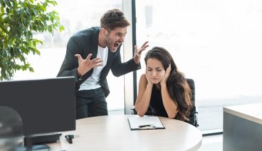 Μήπως εργάζεστε σε ένα τοξικό περιβάλλον; – Δείτε ποια είναι τα πέντε «σημάδια»