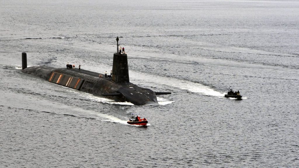Παραλίγο νέο «Kursk»: Πυρηνικό υποβρύχιο του βρετανικού Βασιλικού Ναυτικού βυθιζόταν ανεξέλεγκτα!