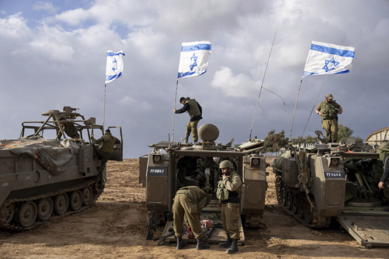 Ισραηλινός Στρατός: «Η Χαμάς “έσπασε” την εκεχειρία – Τραυματίστηκαν στρατιώτες μας»