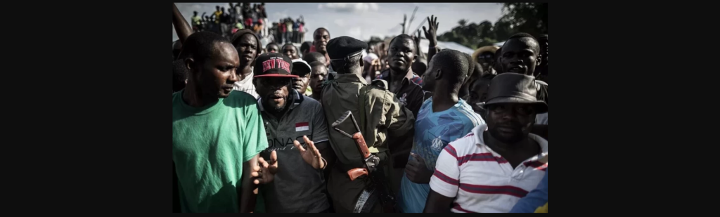 Κονγκό: Τουλάχιστον 37 άτομα ποδοπατήθηκαν και σκοτώθηκαν στην προσπάθειά τους να ενταχθούν στον στρατό (βίντεο)
