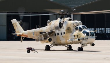 Χωρίς επιθετικά ελικόπτερα έμεινε η ΕΦ: Η Σερβία παρουσίασε τα 11 Mil Mi-35 που αγόρασε από την Κύπρο (upd)