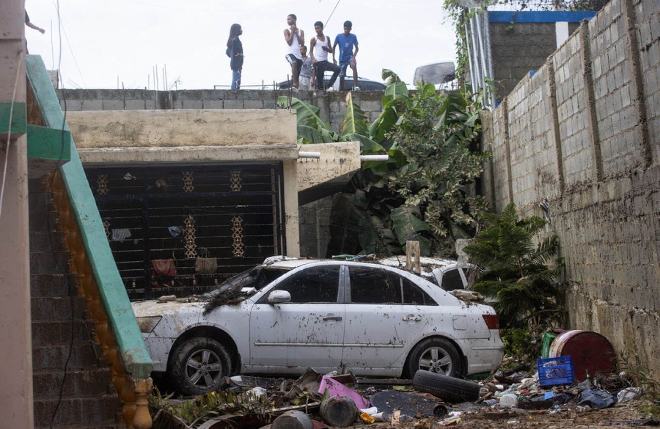 Τουλάχιστον 30 νεκροί έπειτα από σφοδρό κύμα κακοκαιρίας στη Δομινικανή Δημοκρατία (βίντεο)