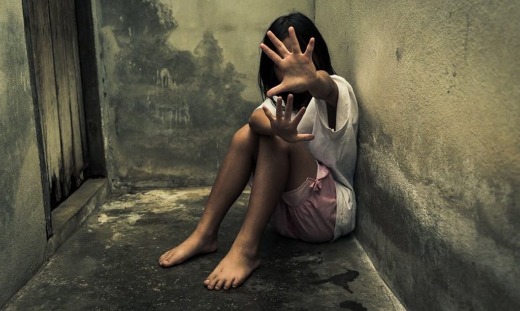 Ρόδος: 19χρονος αποπλάνησε 14χρονη και της έδωσε να κάνει ναρκωτικά