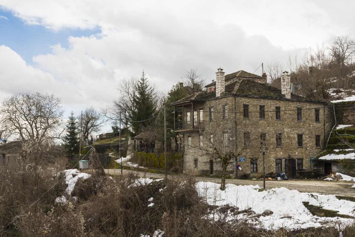 Ελάτη Ζαγορίου: Το άγνωστο παραδοσιακό χωριό που θα σας «μαγέψει»