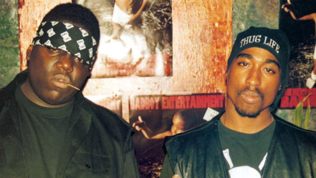 Σε δημοπρασία οι αστυνομικές καρτέλες με τα δακτυλικά αποτυπώματα των Biggie και Tupac