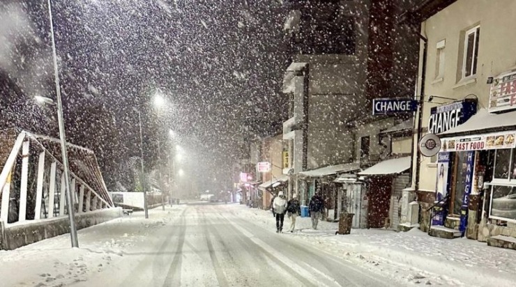 Βουλγαρία: Περισσότερες από 1.000 περιοχές έμειναν χωρίς ηλεκτρικό ρεύμα λόγω της κακοκαιρίας