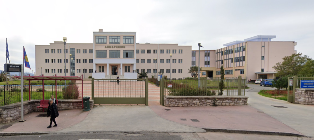 Καλαμάτα: Απατεώνας από την Αθήνα παρίστανε τον δήμαρχο της πόλης