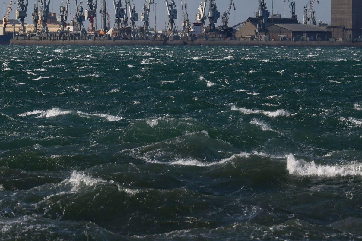 Εκπρόσωπος Λιμενικού για ναυάγιο στη Λέσβο: «Έχουν εντοπιστεί μόνο κάποια σωσίβια»