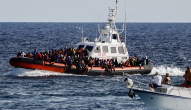 Λαμπεντούζα: Περισσότεροι από 500 παράνομοι αλλοδαποί έφτασαν στο νησί