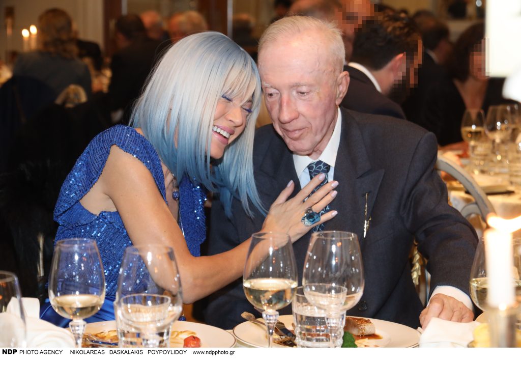 Κωνσταντίνος Πλεύρης και Τζόρτζια Σιακαβάρα σε νέα… επεισόδια – Τα παθιασμένα φιλιά σε φιλανθρωπικό gala (φωτο)