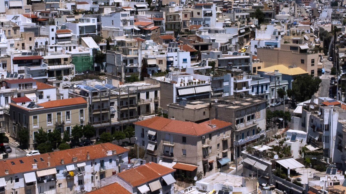 Νέο «Εξοικονομώ»: «Έρχονται» αυξημένες επιδοτήσεις για την εγκατάσταση αντλιών θερμότητας