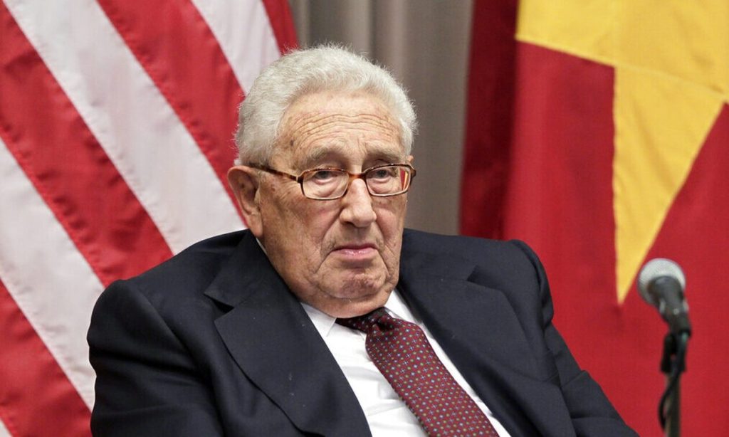 Χένρι Κίσινγκερ: Το Κυπριακό, το Νόμπελ και ο βομβαρδισμός της Καμπότζης – Το βιογραφικό και η πορεία του