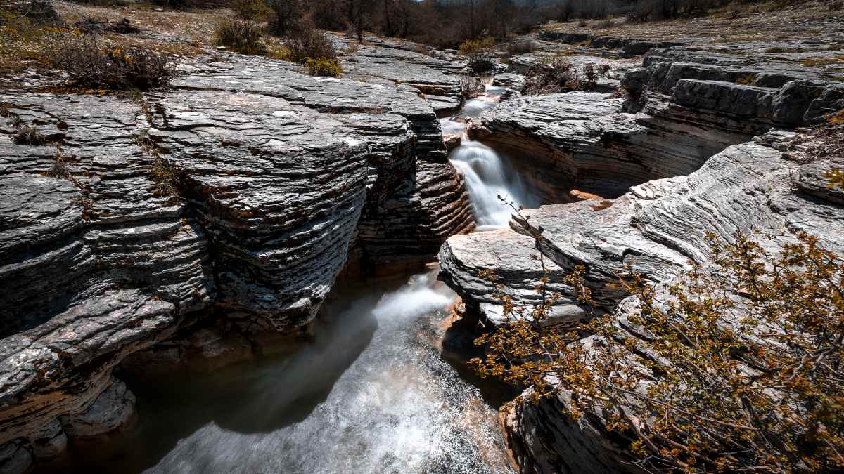 Πωγώνι: Η ιστορική περιοχή της Ηπείρου δίπλα στο Ζαγόρι που θα σας εντυπωσιάσει