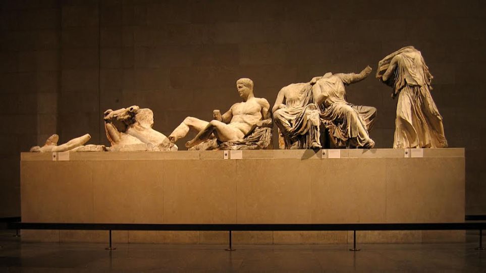 Το Μουσείο της Ακρόπολης απαντά στον Ρ.Σούνακ: «Δεν κατάφερε να σπάσει την ενότητα των μαρμάρων του Παρθενώνα»
