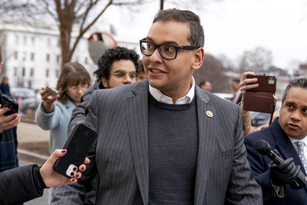 Τ.Σάντος: Απειλεί με καταγγελίες σε βάρος συναδέλφων του – Δηλώνει θύμα μπούλινγκ